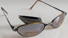 Side Kick I style True Vintage 90's lady's retro fashion small frame Coppermax Sunglasses