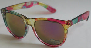 NWT True Vintage sports Cats like style multi-color frame Sunglasses